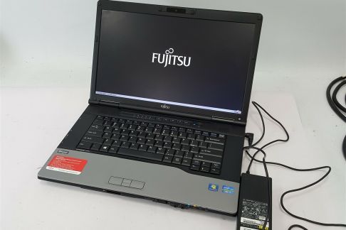 Fujitsu LIFEBOOK E752